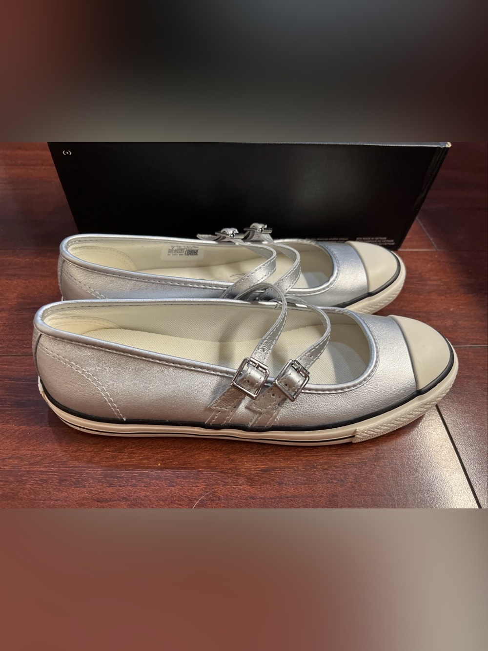 Womens 8 Converse Dainty Mary Jane OX Slip On Silver Leather A12201C HALF BOX - Picture 6 of 16